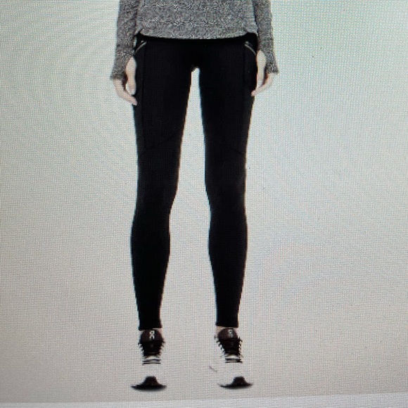 Lululemon Toasty Tech Tight II. Size 14. Black - Picture 2 of 9